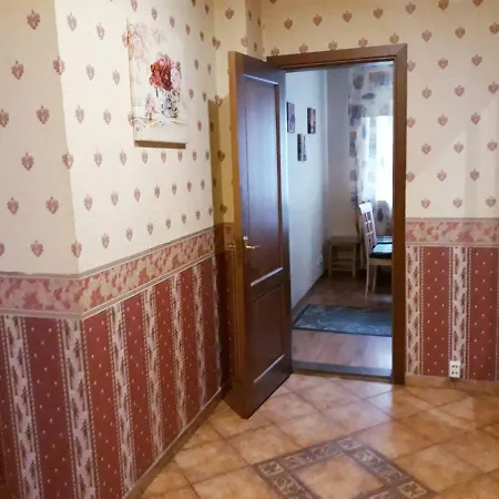 Centеr